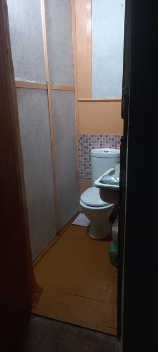 Продаётся комната в общежитии район СКГУ, Черёмушки