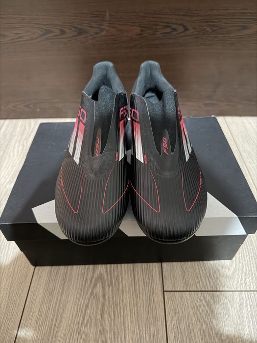 Футболни бутонки - Adidas F50 - номер 40 и 2/3