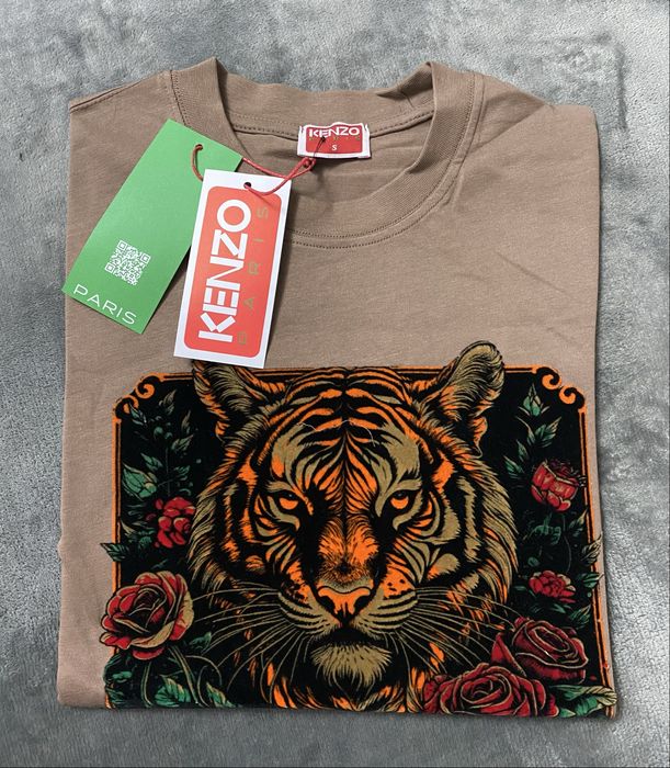 Vand tricou nou de barbati Kenzo