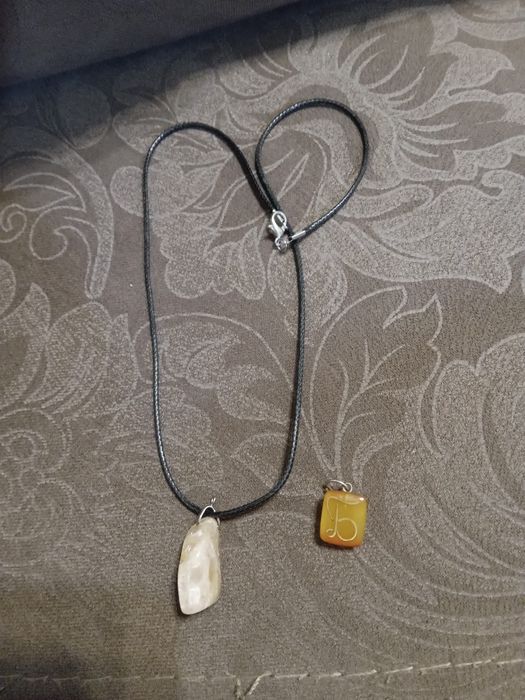 дамски гердани и медальони