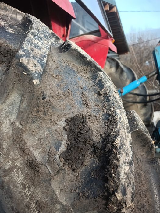 tractor Massey Ferguson 1080 + plug reversibil