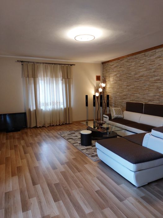 Casa construcție noua