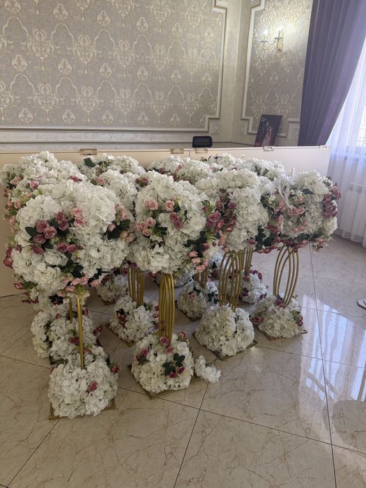 Цветы на столы, декор