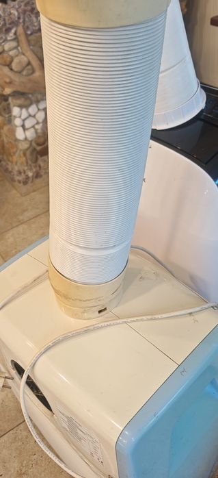 Aparat aer condiționat portabil