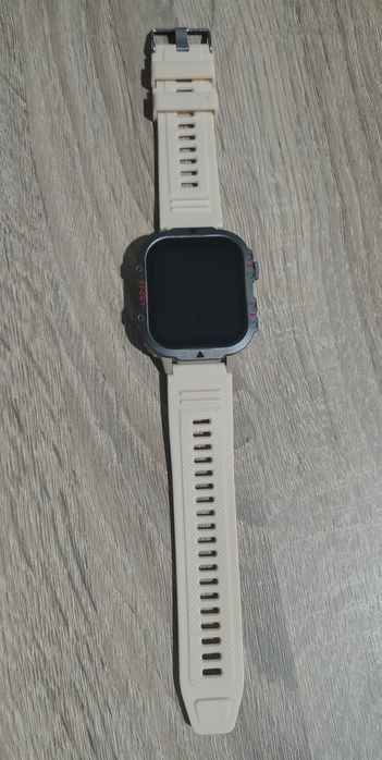 Ceasuri noi smartwatch