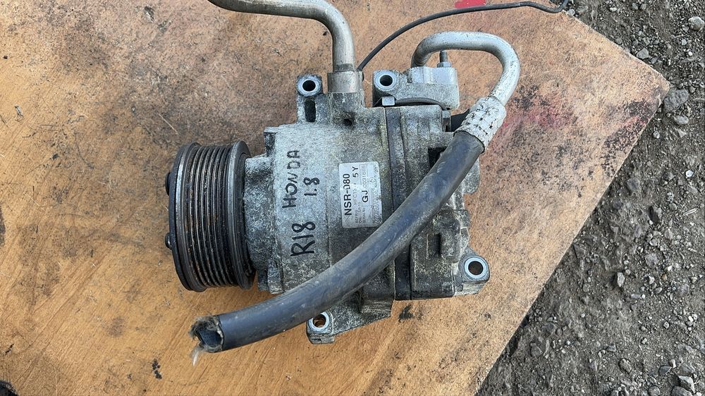 Компрессор кондиционера Honda Stream кондёр Хонда стрим 1.8 2.0 RN6