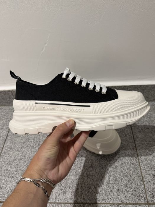 Alexander McQueen Tread Slick Low noi
