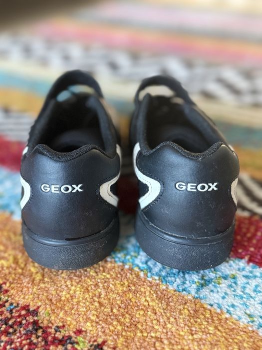 Adidasi baieti Geox marimea 35