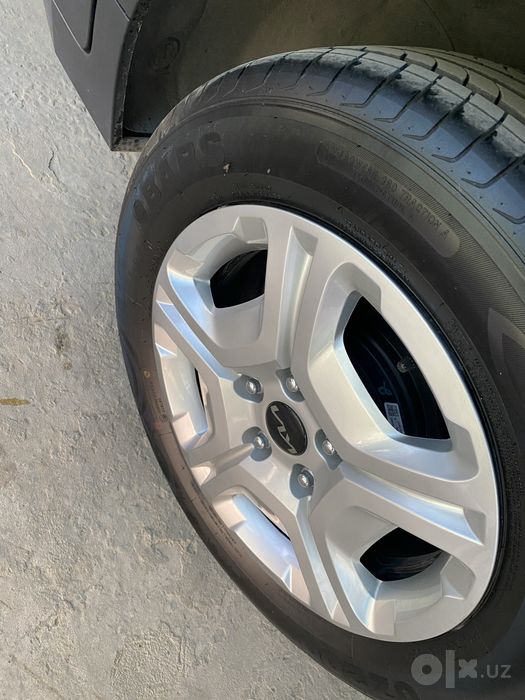 Kia Sonet 2025 2- pozitsia
