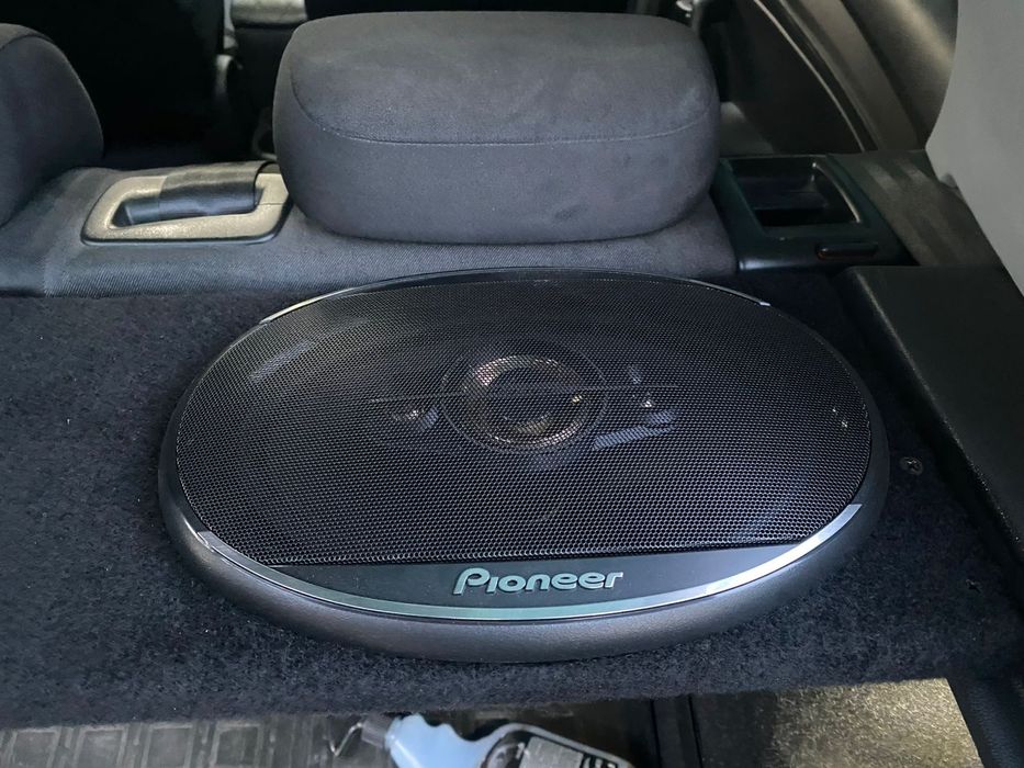 Продам овалы колонки , яйца