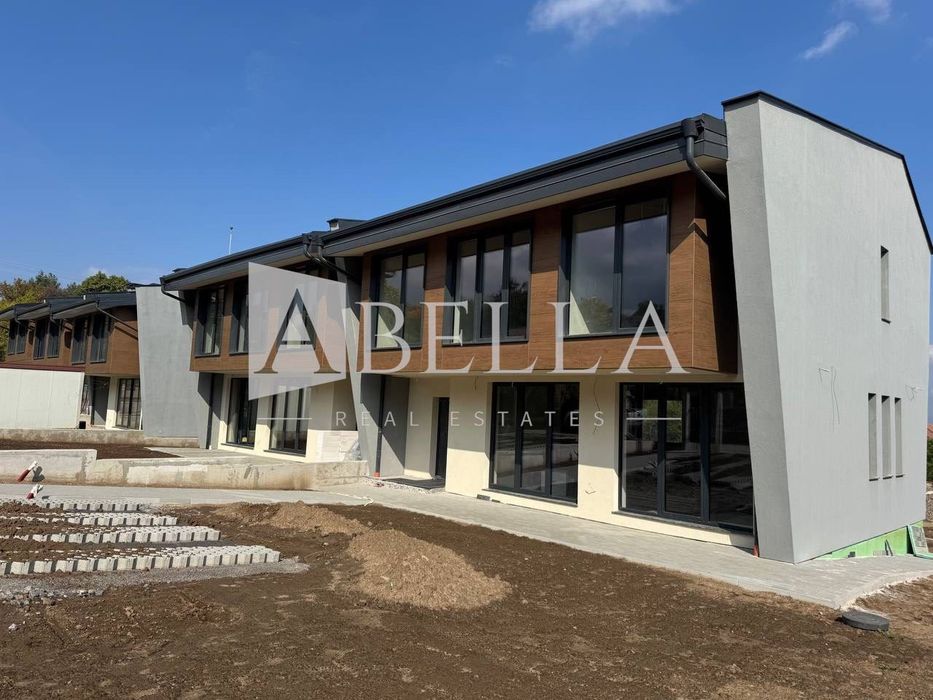 Продава се Къща в с. Панчарево, Област София-град - 253 кв.м за 2160 €/кв.м - Снимка #10