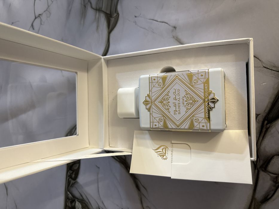 Lattafa Honor and Glory