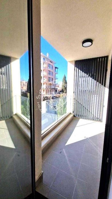 Дава се под наем Двустаен апартамент в к.к. Св.Св. Константин и Елена - 65 кв.м за 612 € - Снимка #6