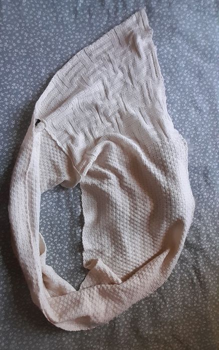 Нов комплект шал и шапка