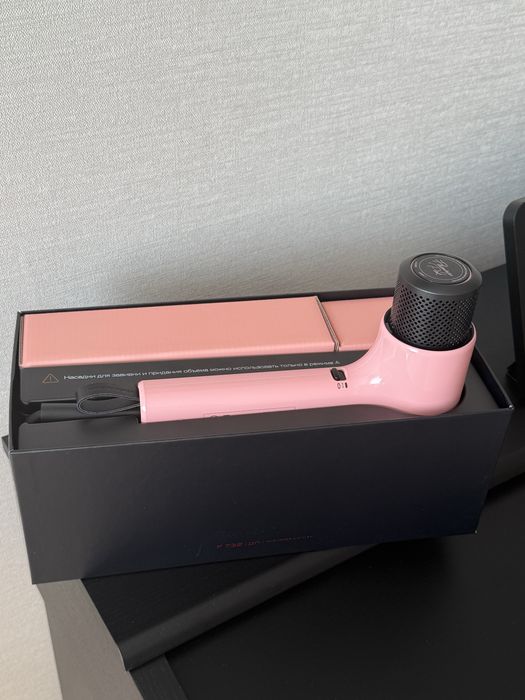 Срочно продам Bork фен стайлер