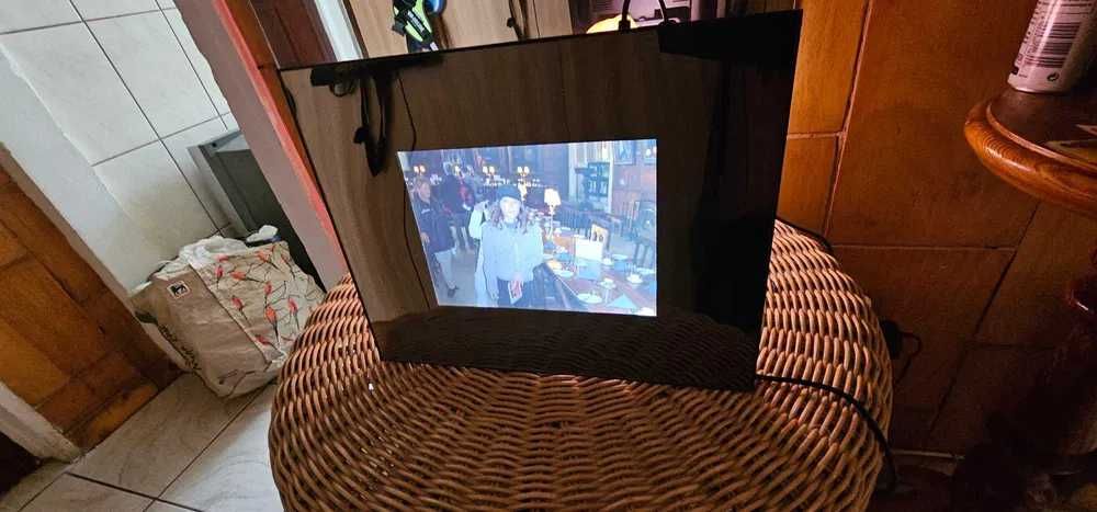 rama foto digitala cu telecomanda