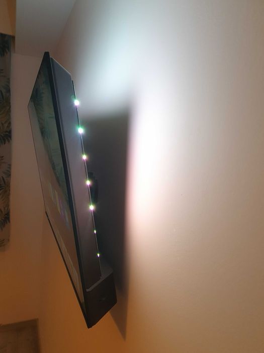 Televizor Philips AMBILIGHT tv LED 43PUS80009 108 cm Smart TV 4K Ultra HD Clasa E (Model 2024)