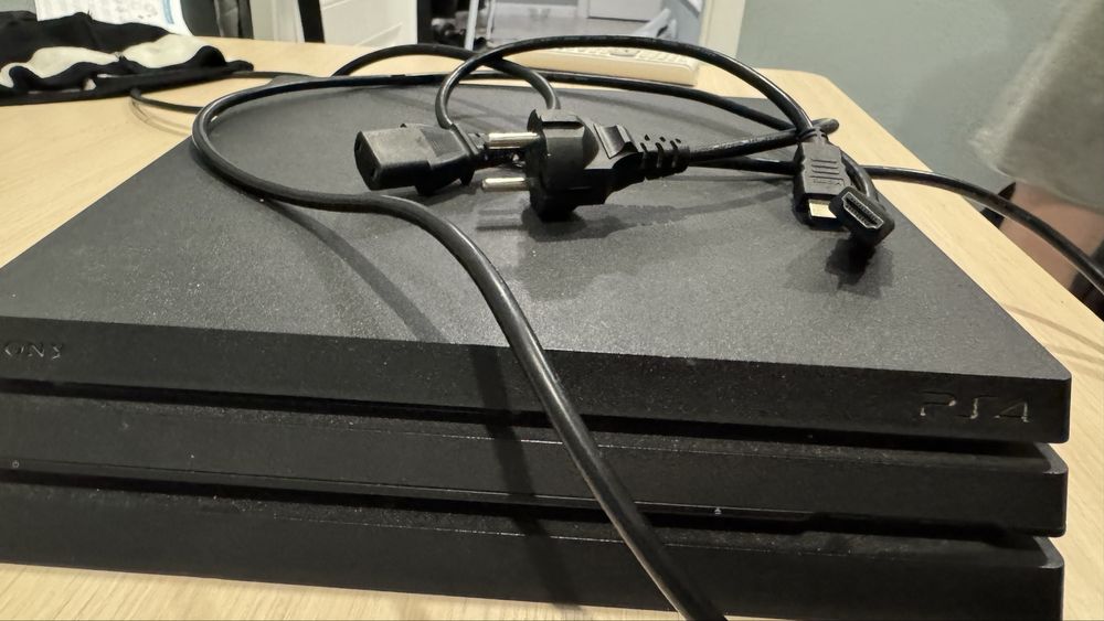 PlayStation 4 PRO