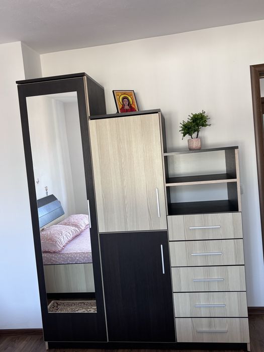 Mobila dormitor.