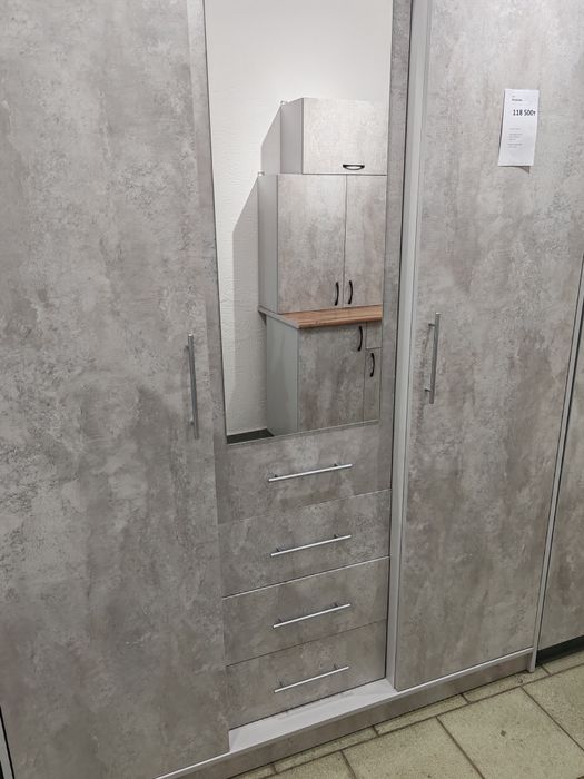 Продам шкаф Новый