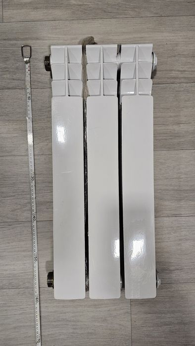 Радиатор биметал 3 секции новый