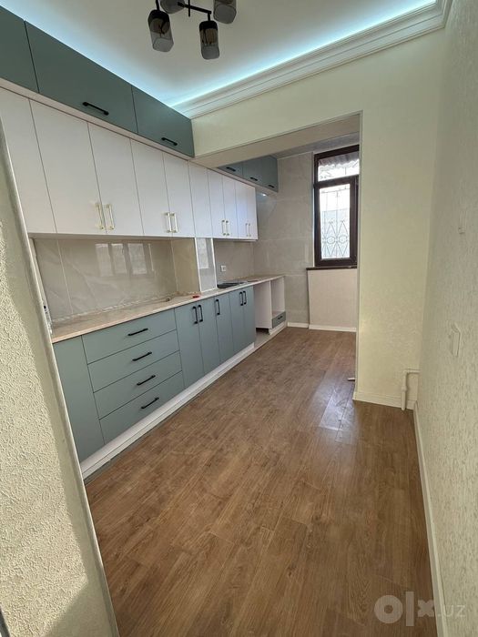 Medgorodokda  kvartira  sotiladi  Yangi remont.