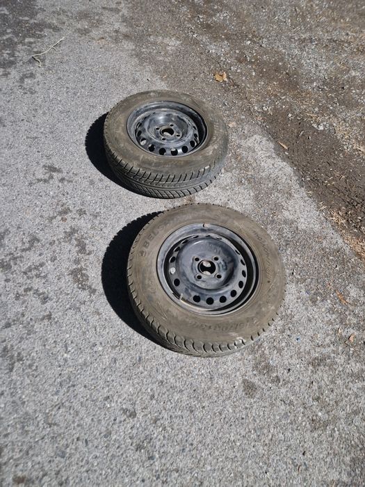 Продаю балон с дисками 2 штук