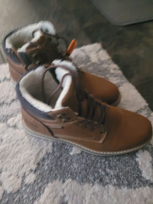 Мъжки обувки  43   DOCKERS НОВИ