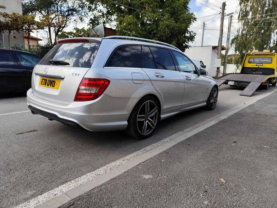 На части Мерцедес  C220 ОМ651 170 КС W204 комби AMG 18 цола xenon