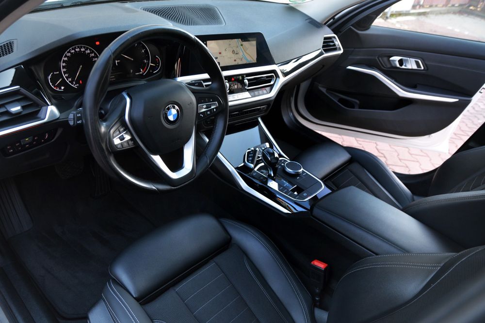 BMW Seria 3 G20 320d 190cp Trapa Led navi Lane Camera Side Distronic