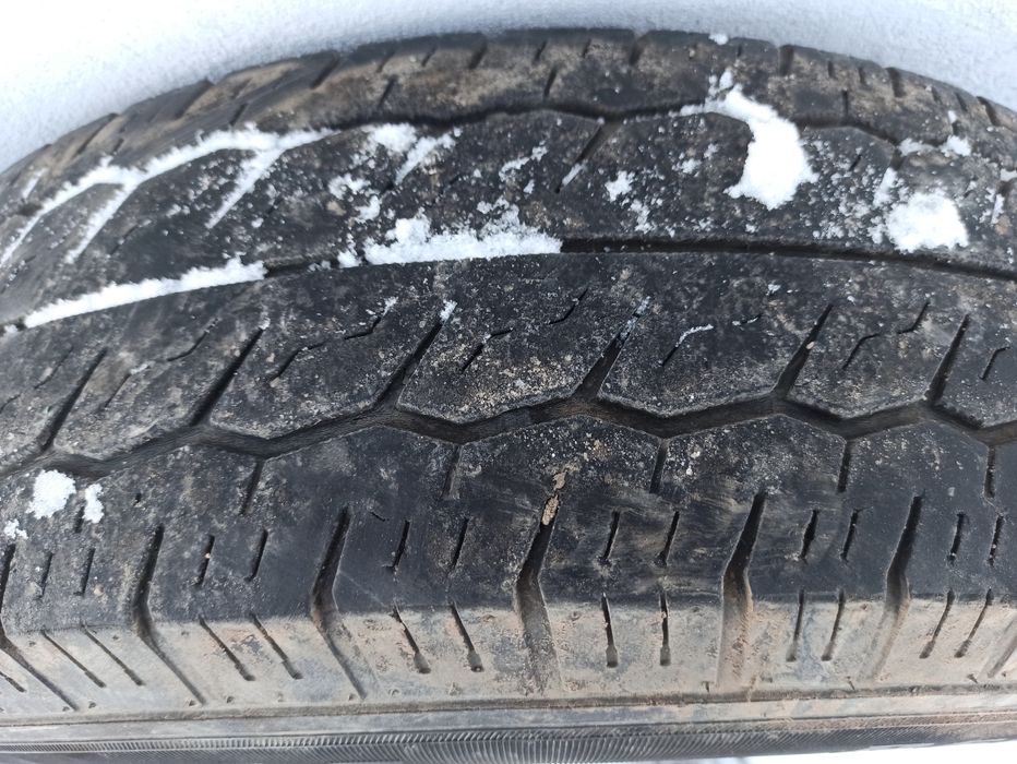 Продам резину 195/14с с дисками