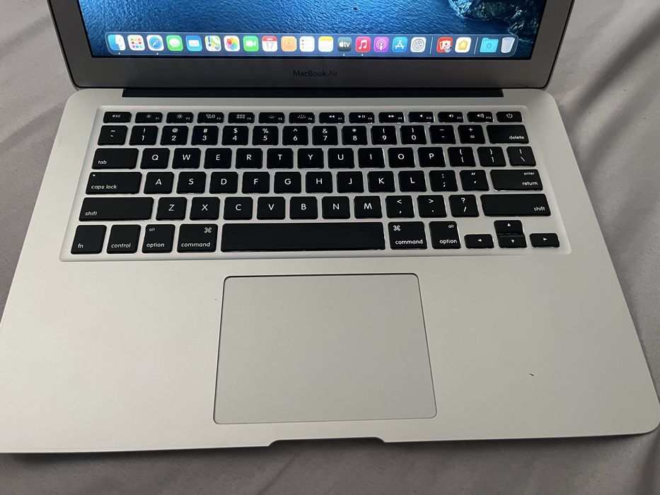 Vand Mackbook AIR 2014 !