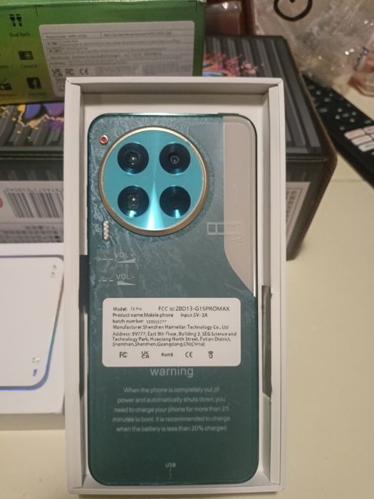 Ново!!! Смартфон Acro 77 6.5 inch