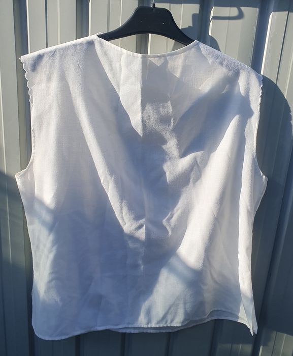 Bluze in cu Broderie