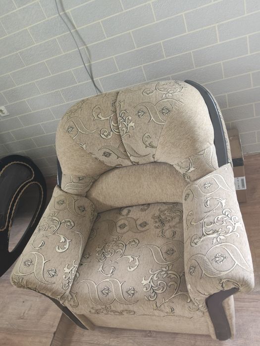 Диван продам б/у
