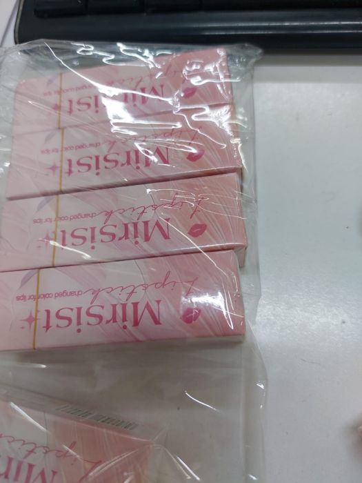 Помада Mirsist 1