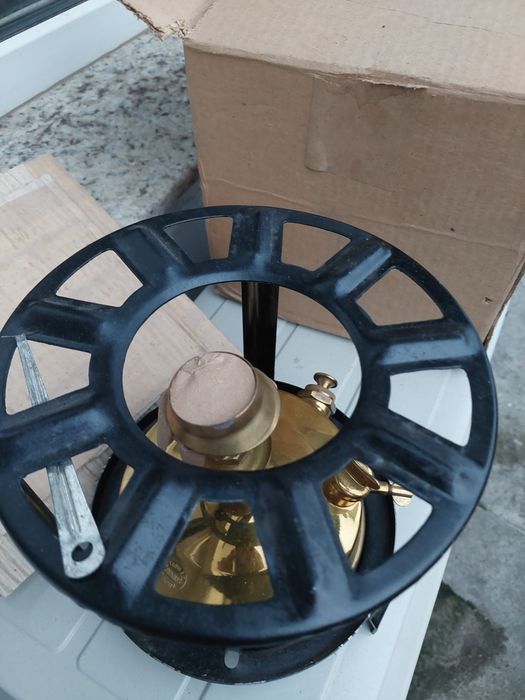 Котлонче чисто ново