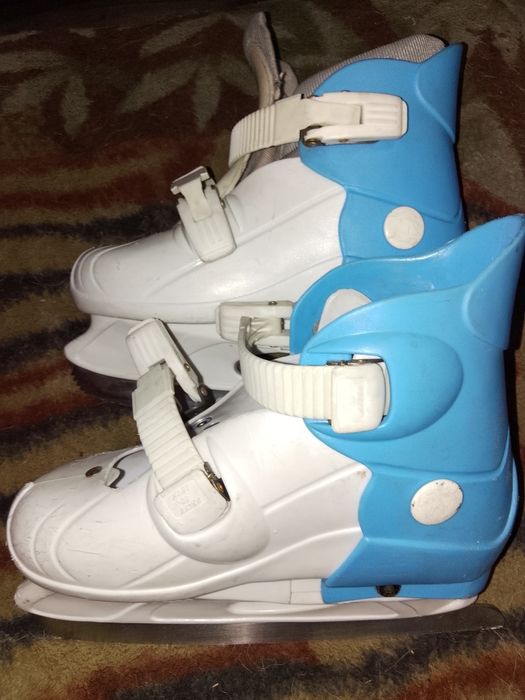 Коньки подростковые