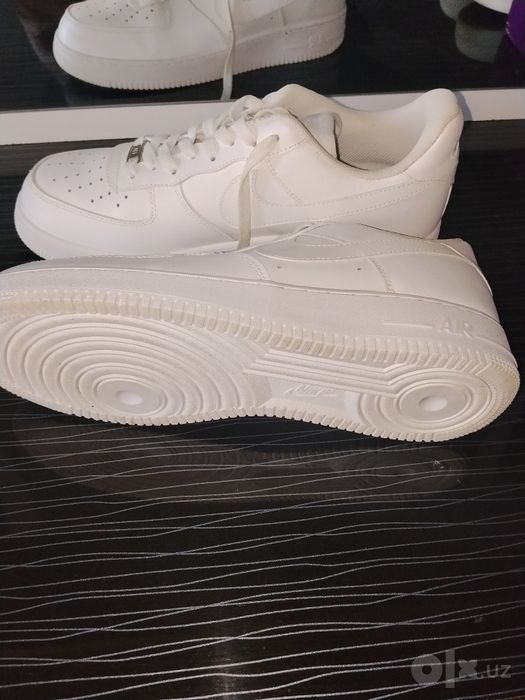 Белые Кроссовки Nike Air Force 1