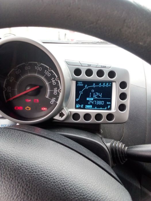 Спарк автомат сотилади год выпуска 2010