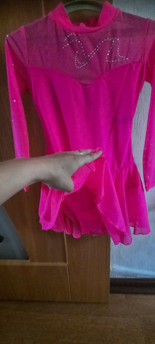 Продам гимнастический купальник