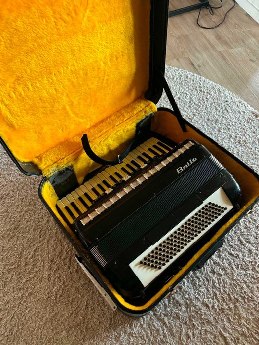 Acordeon Boile 120  basi 11 registre