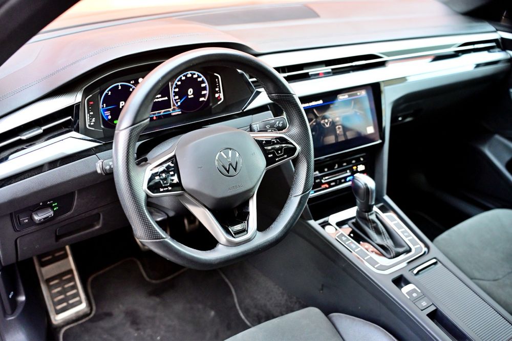 VW Arteon 2023 2.0 tdi 200 cp 4x4 km reali fără daune R line!!!