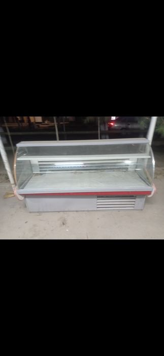 Витрина Холодильник
