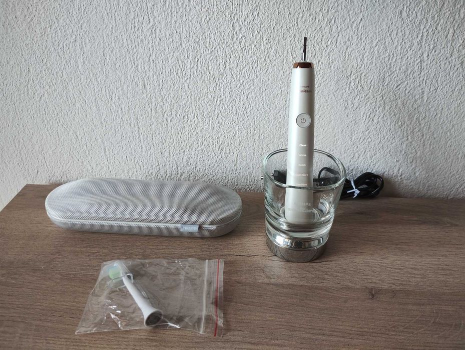 Philips Sonicare HX9330 DiamondClean 62000 движения в минута