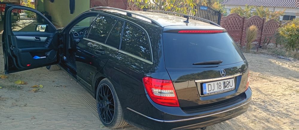 MERCEDES-BENZ C-Class 2012 — imagine 2