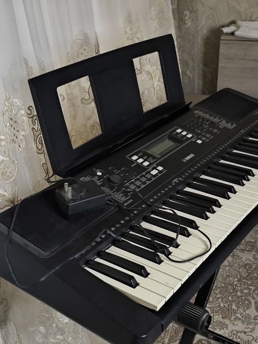 YAMAHA PSR_E363 + подставка