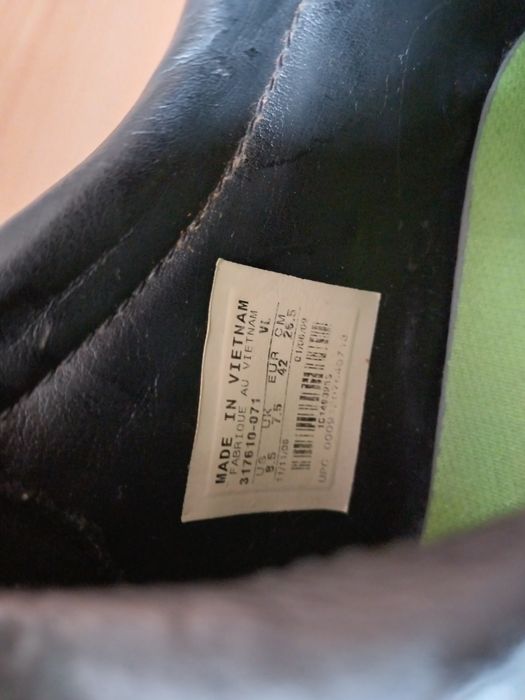 Футболни обувки Nike, 42 номер