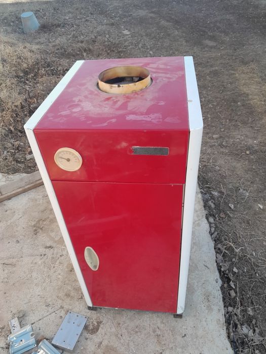Продам котел напольный