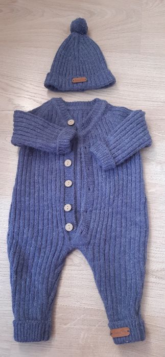 Продам детский комбинезон